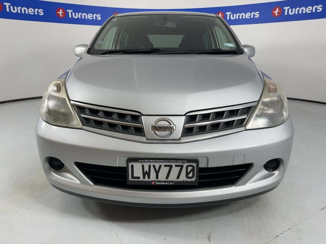 Photo '2' of Nissan Tiida