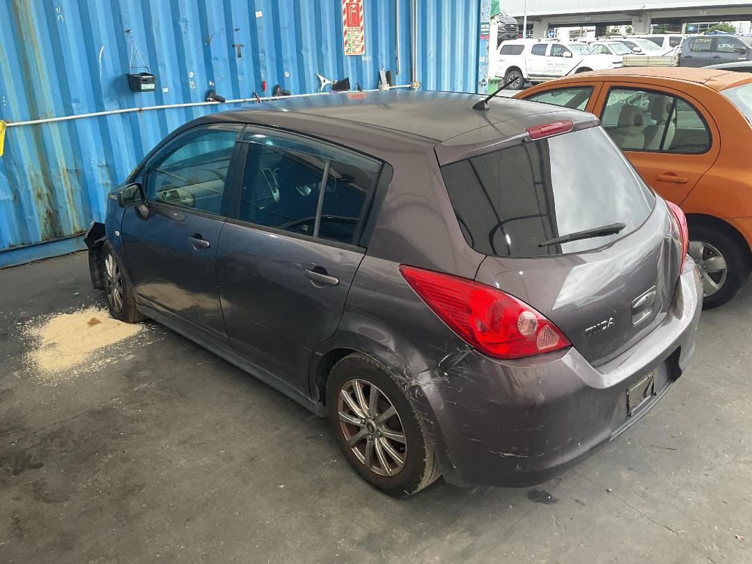 Photo '12' of Nissan Tiida