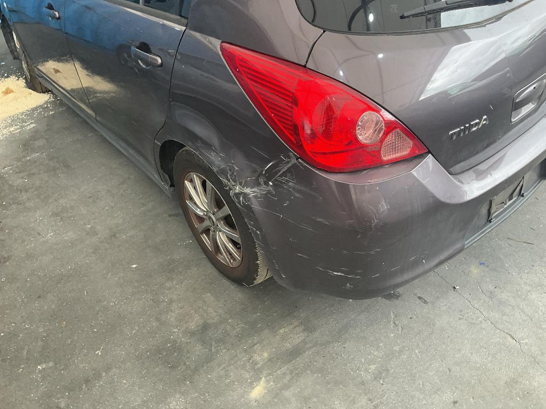 Photo '14' of Nissan Tiida