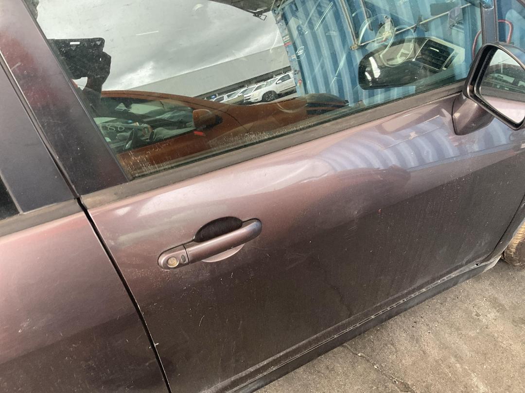 Photo '19' of Nissan Tiida