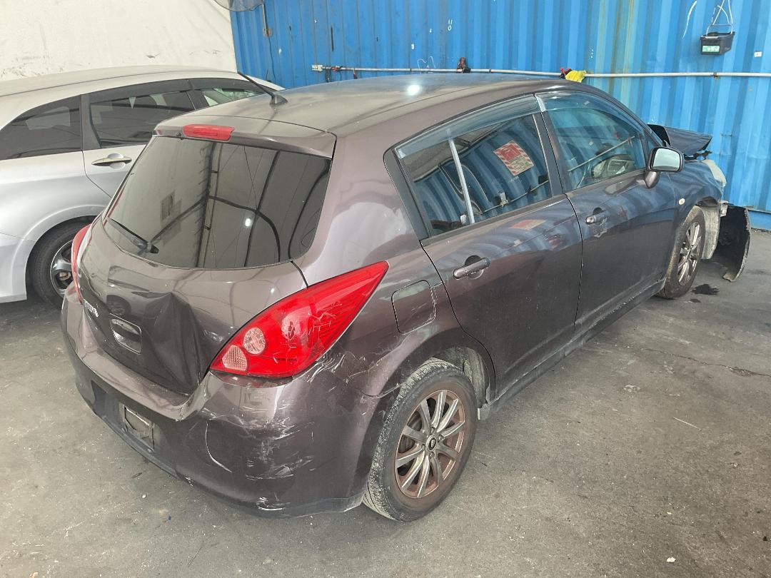 Photo '16' of Nissan Tiida