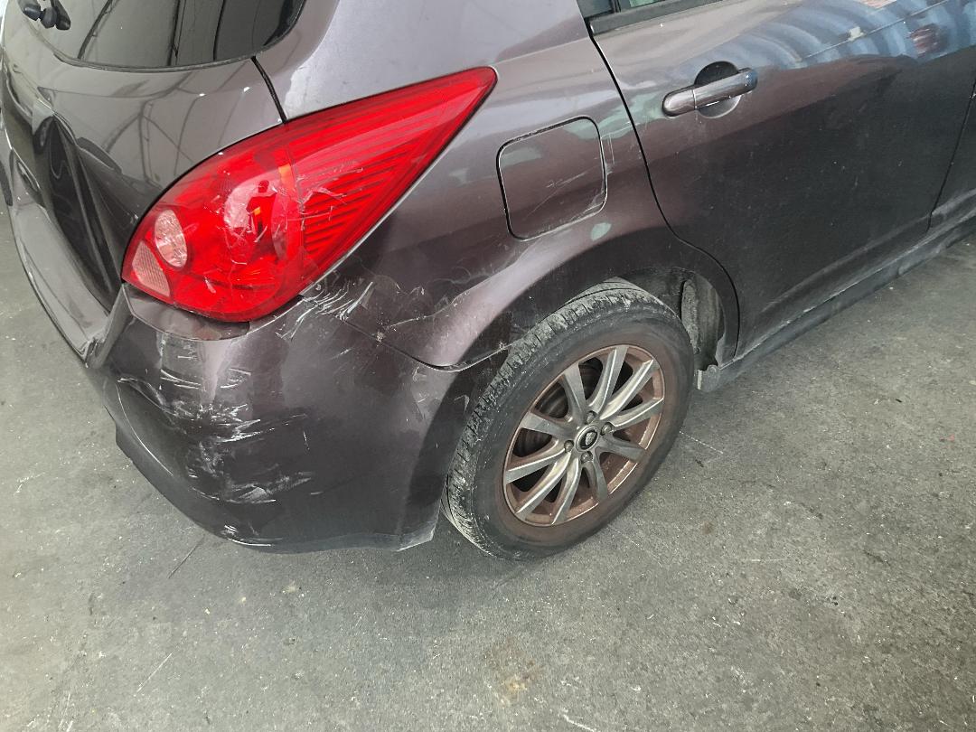 Photo '17' of Nissan Tiida