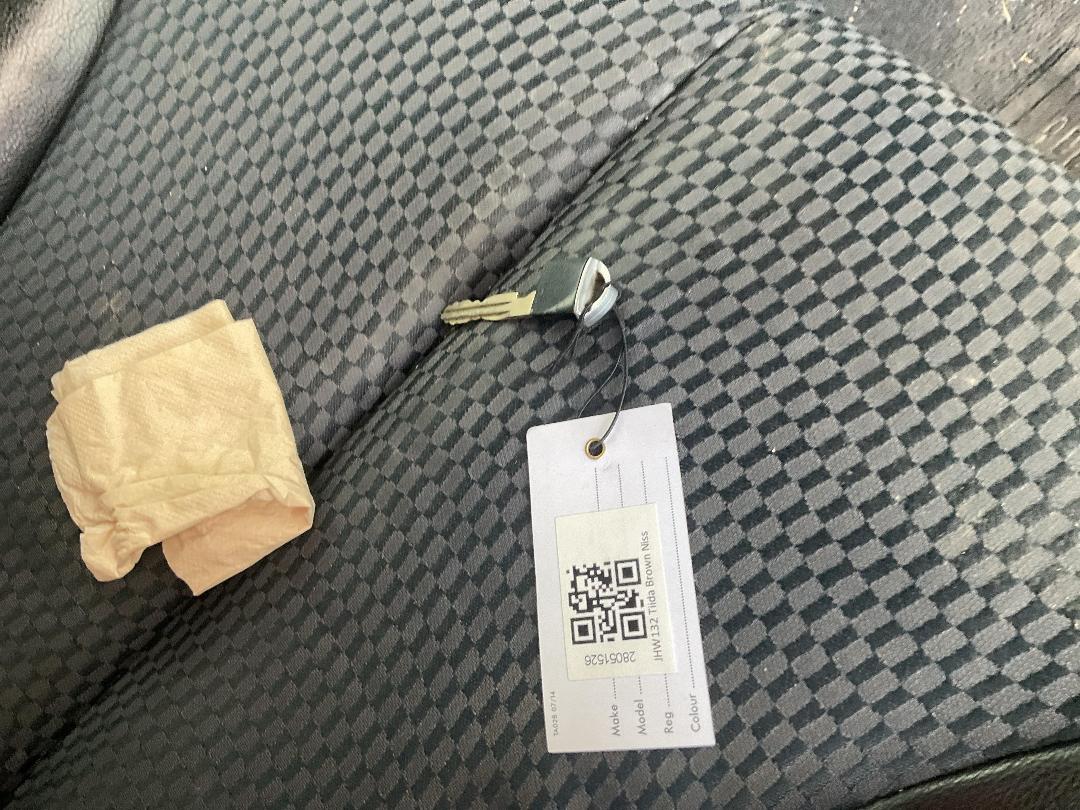 Photo '23' of Nissan Tiida