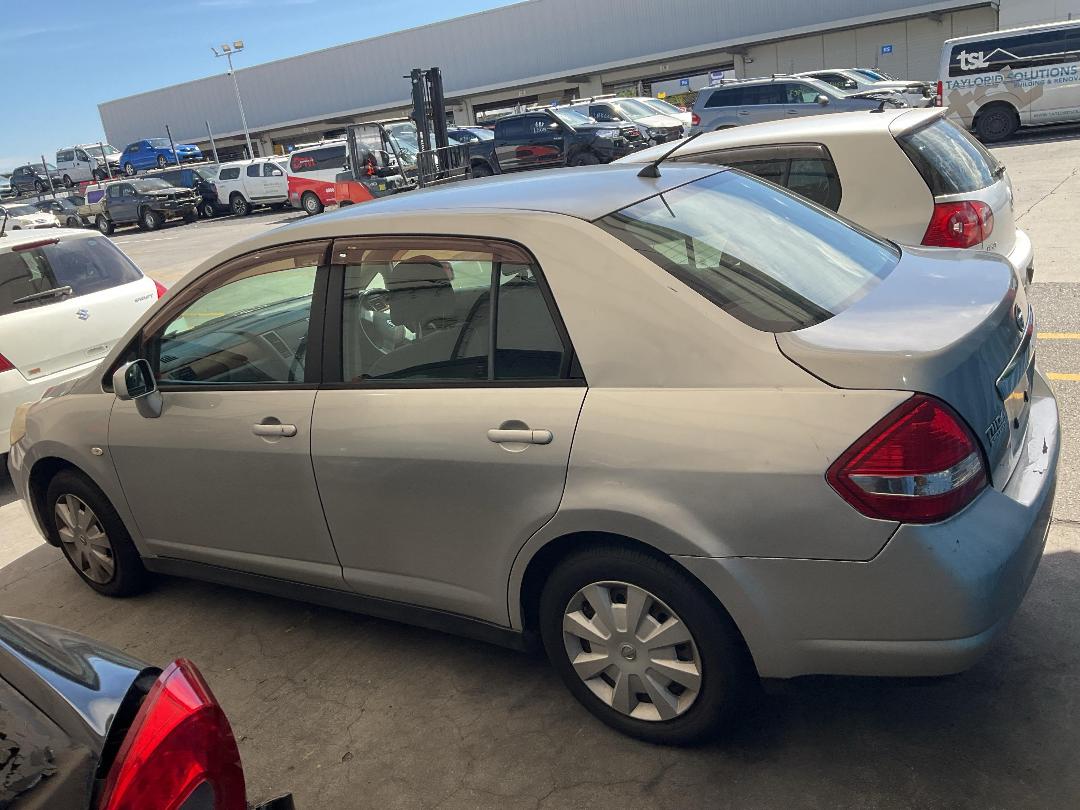 Photo '12' of Nissan Tiida Latio