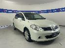 Thumbnail '1' of Nissan Tiida