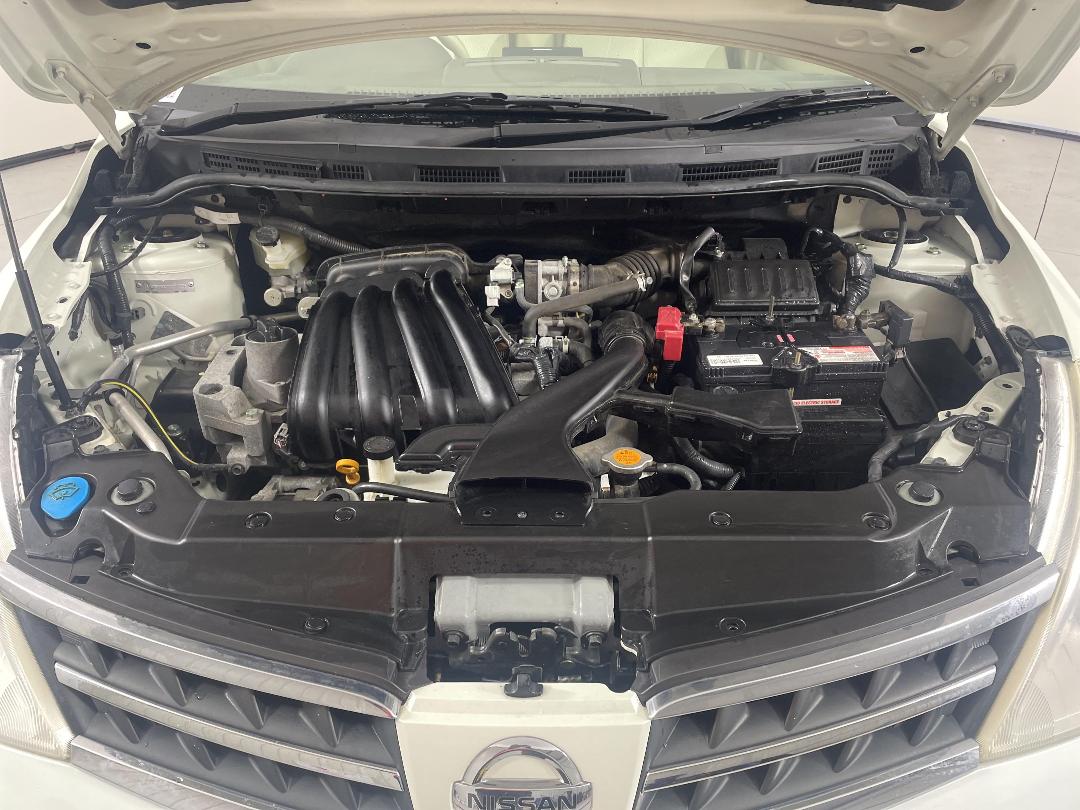 Photo '13' of Nissan Tiida