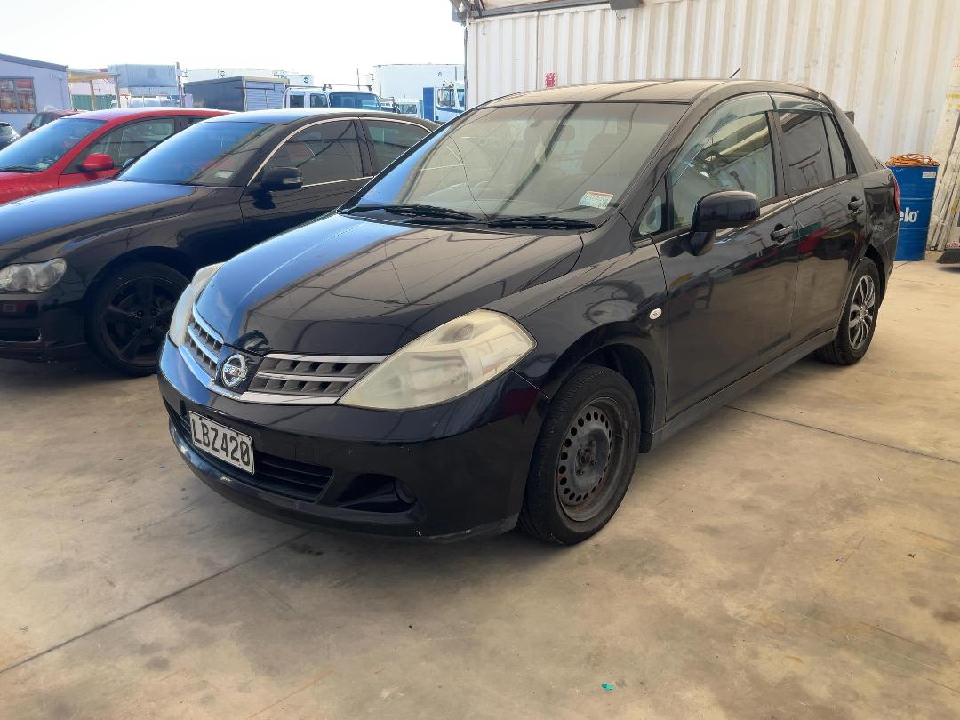 Photo '3' of Nissan Tiida Latio