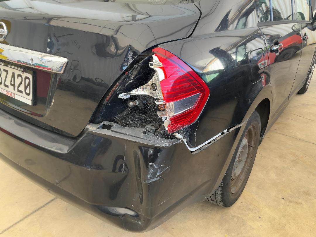 Photo '17' of Nissan Tiida Latio