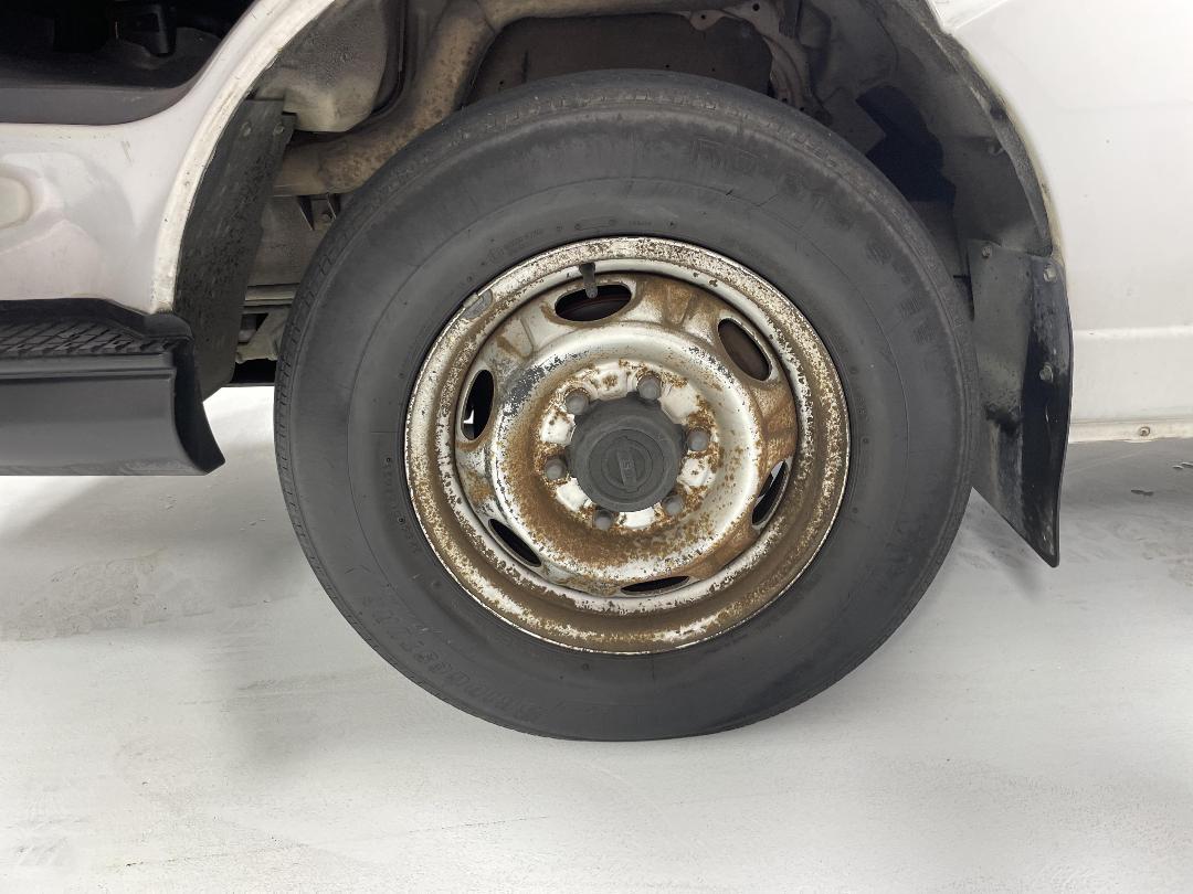 Photo '10' of Nissan Urvan Photo '10' of Nissan Urvan