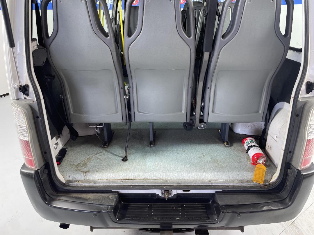 Photo '14' of Nissan Urvan Photo '14' of Nissan Urvan