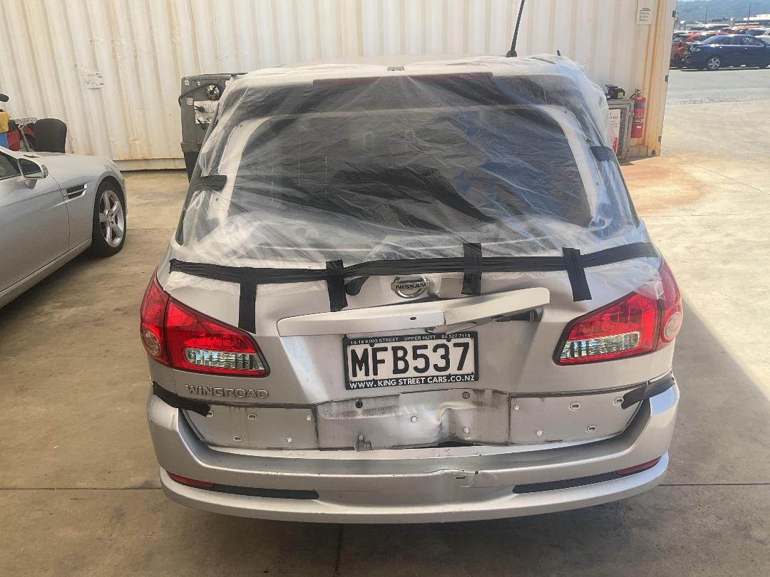 Photo '4' of Nissan Wingroad