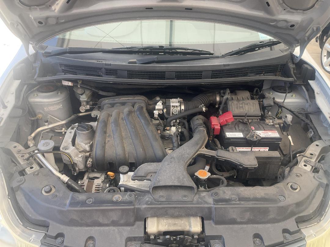 Photo '9' of Nissan Wingroad