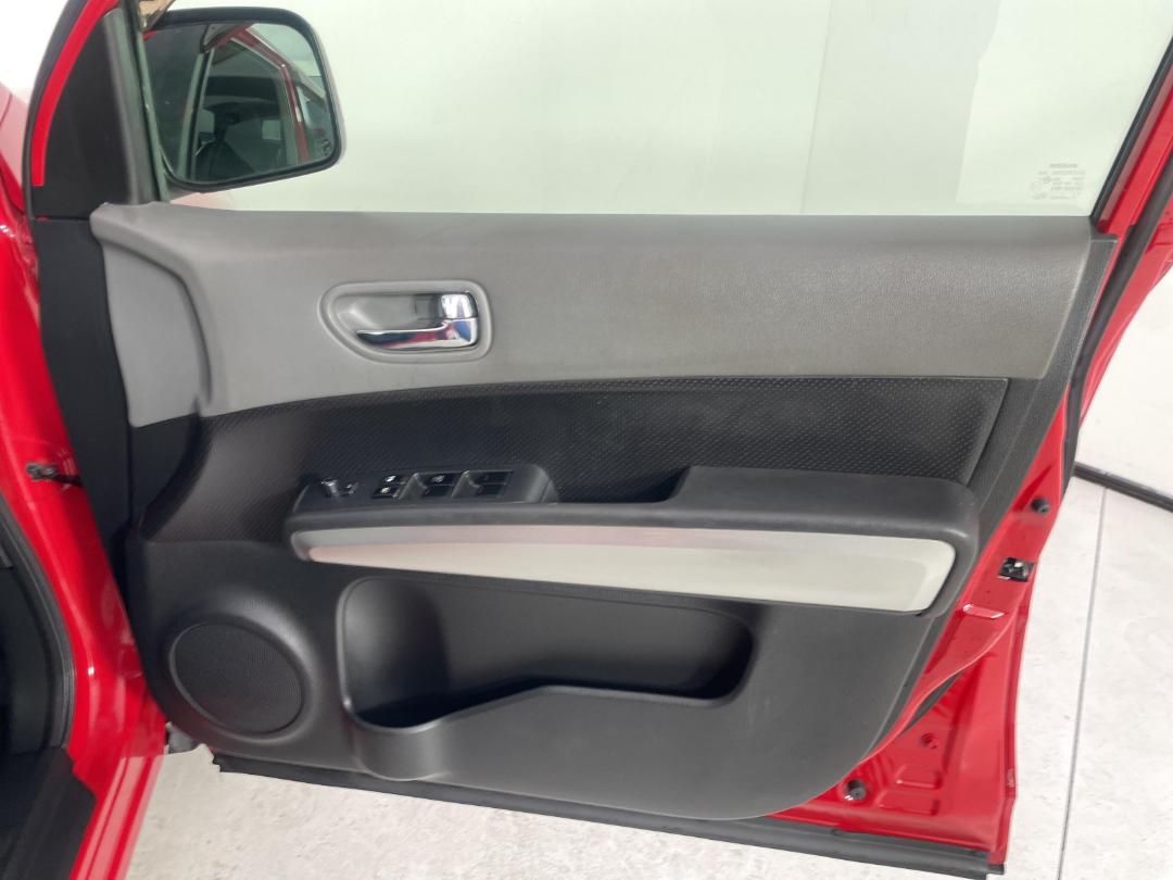 Photo '15' of Nissan X-Trail