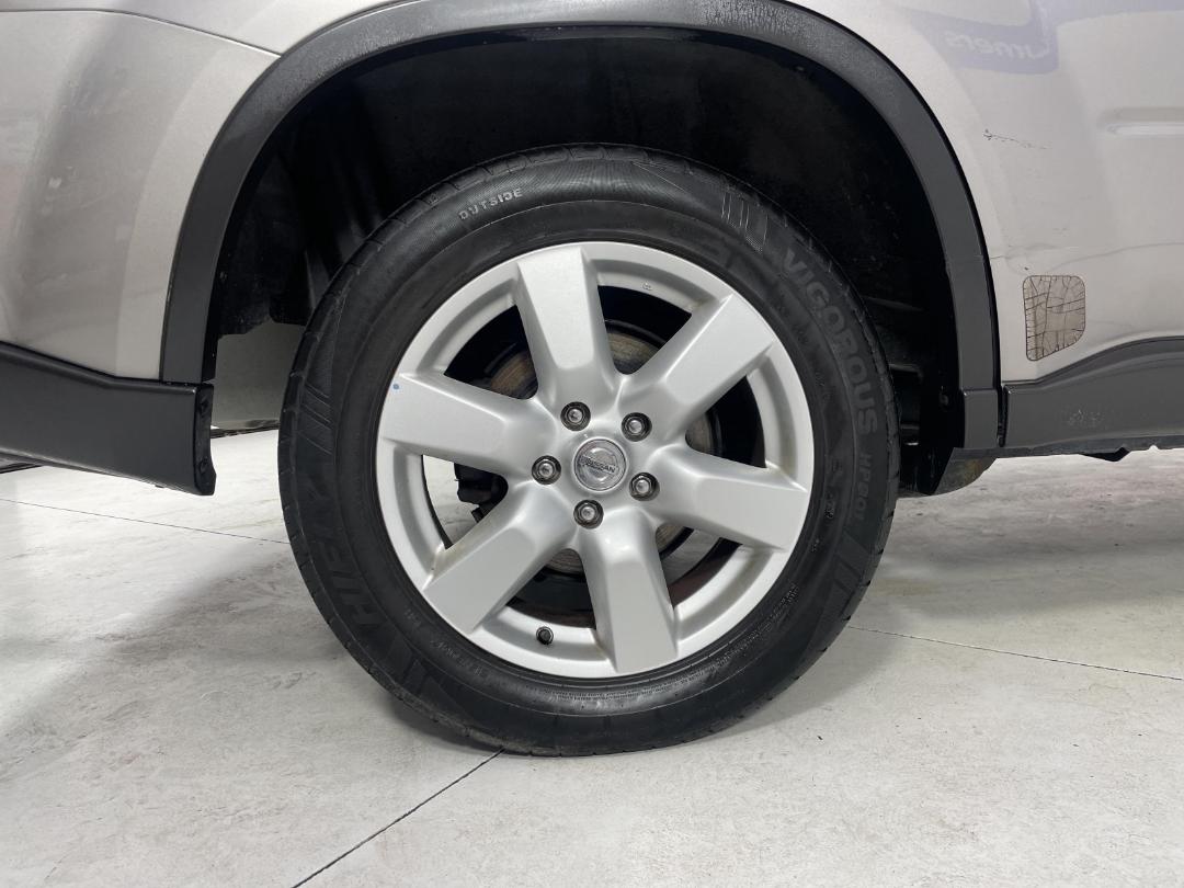 Photo '12' of Nissan X-Trail