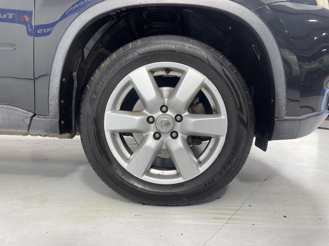 Photo '9' of Nissan X-Trail