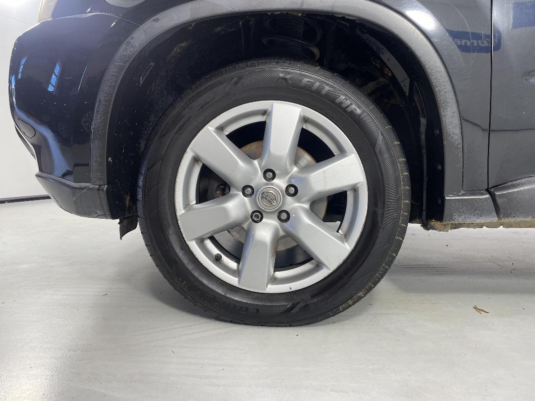 Photo '10' of Nissan X-Trail