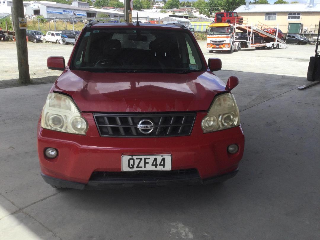 Photo '2' of Nissan X-Trail
