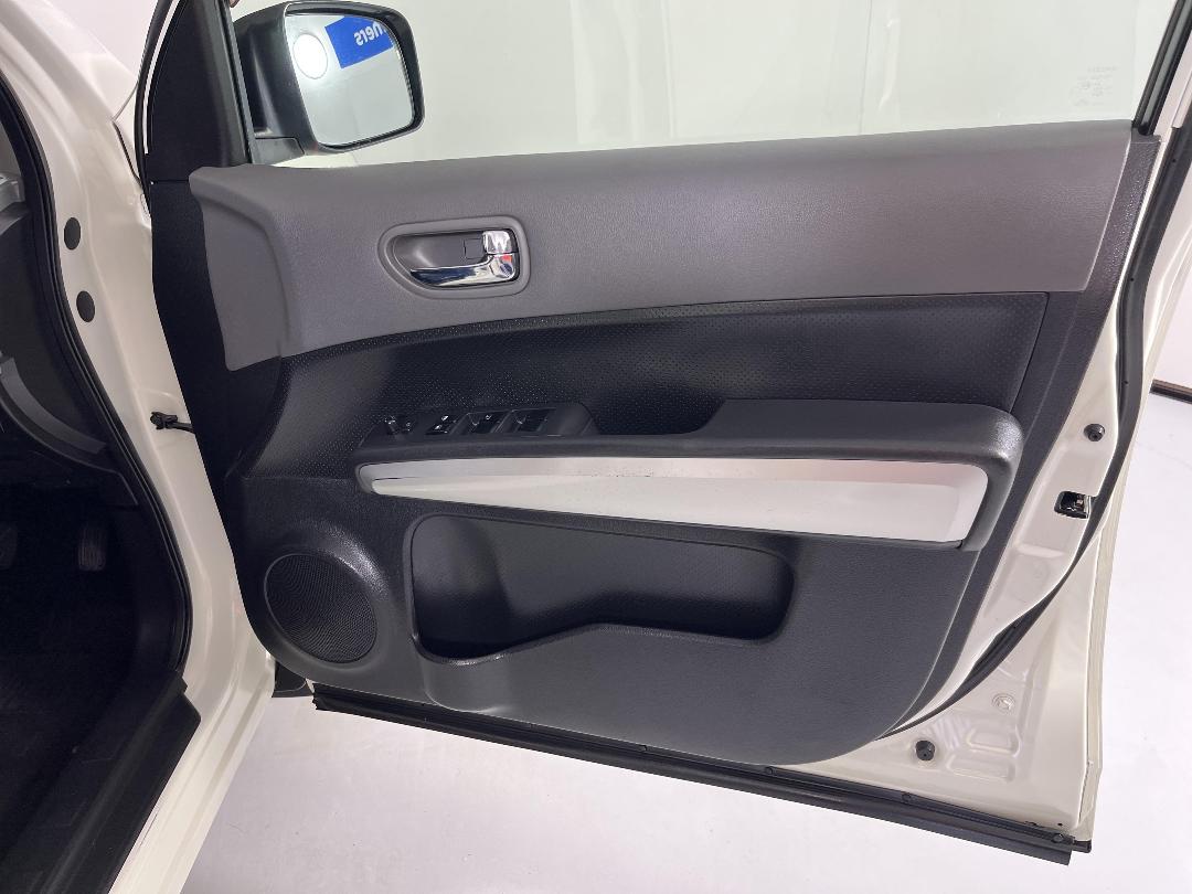 Photo '15' of Nissan X-Trail