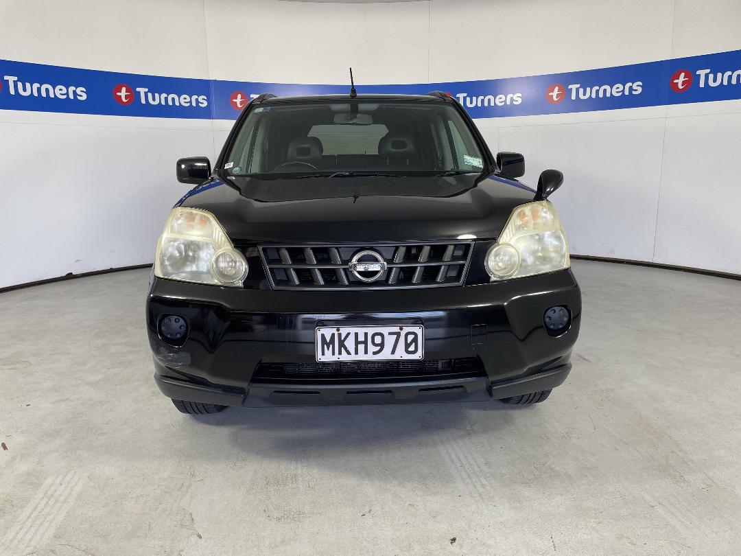 Photo '2' of Nissan X-Trail