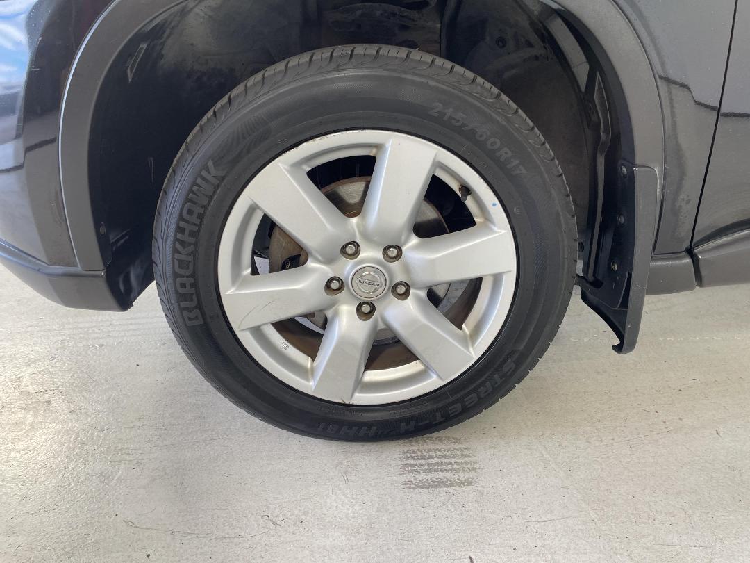 Photo '10' of Nissan X-Trail