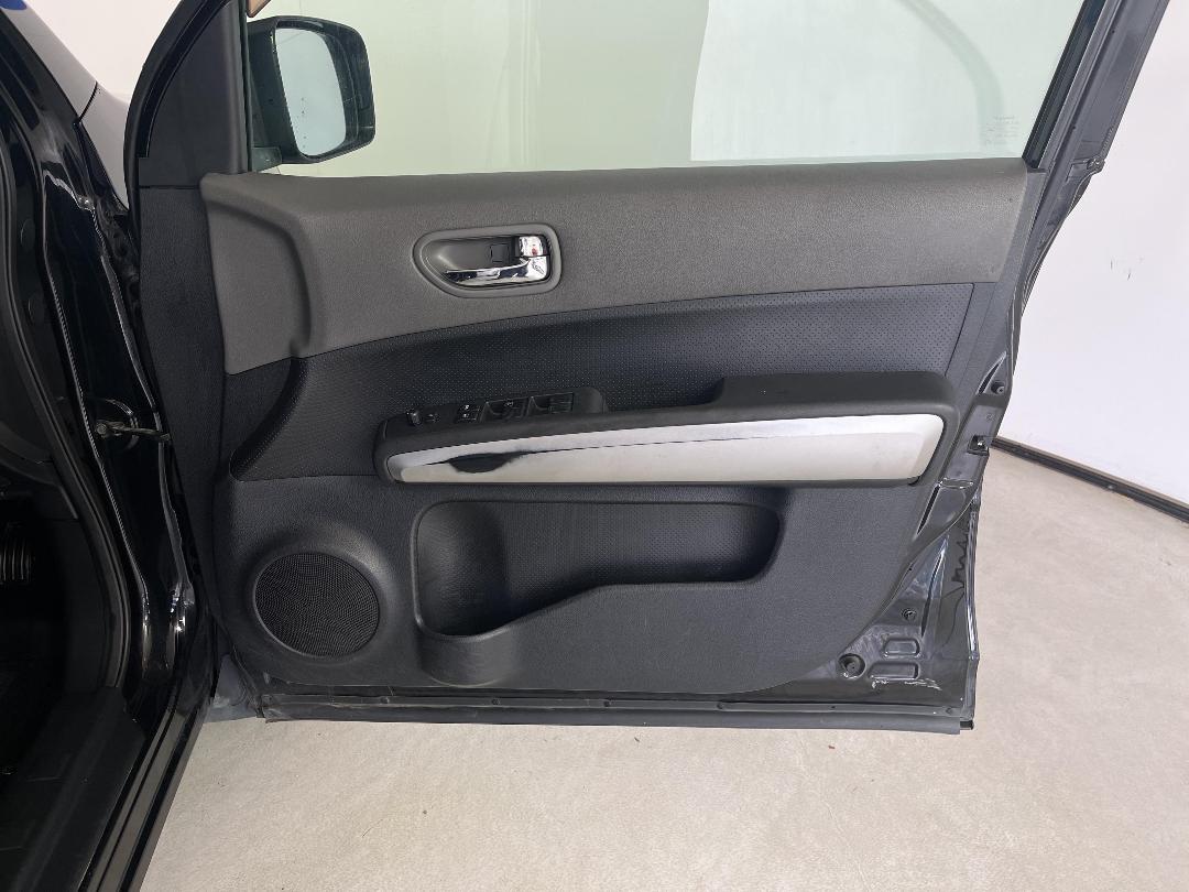 Photo '15' of Nissan X-Trail