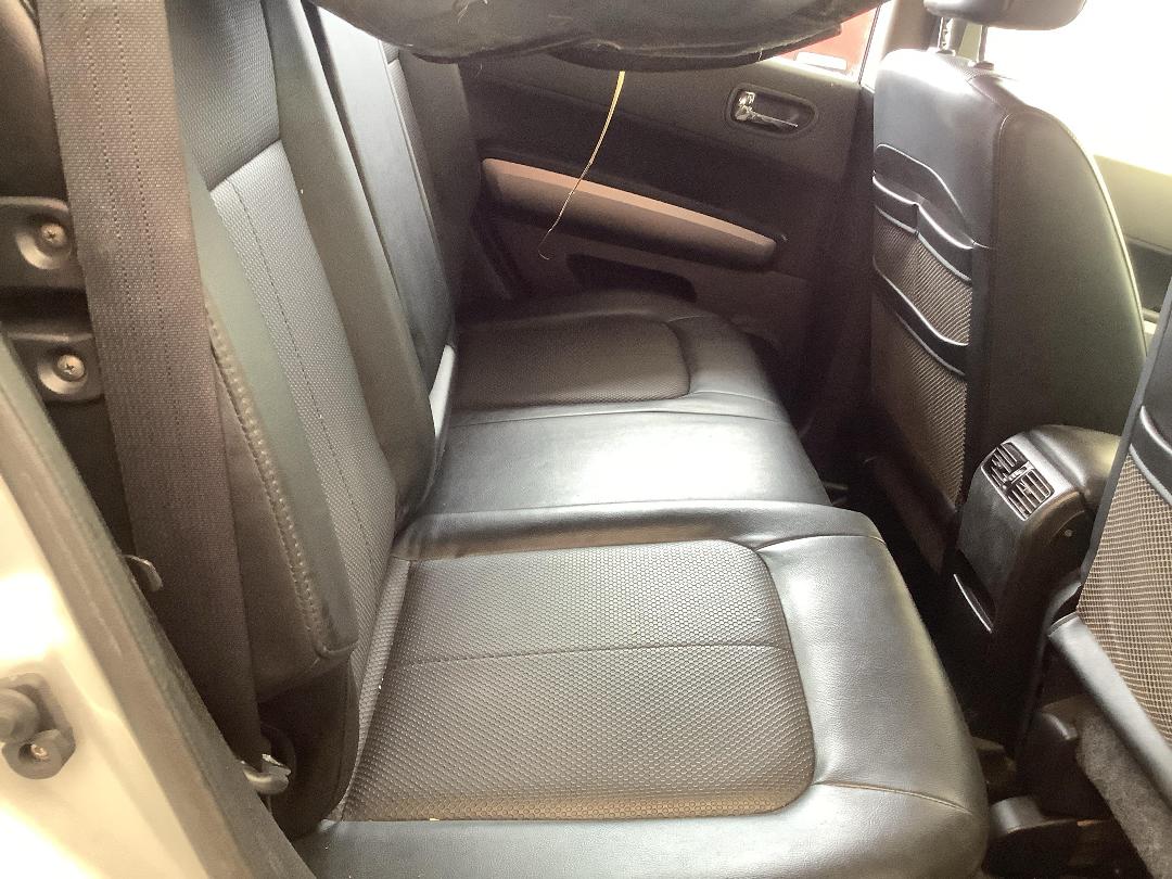 Photo '10' of Nissan X-Trail Photo '10' of Nissan X-Trail