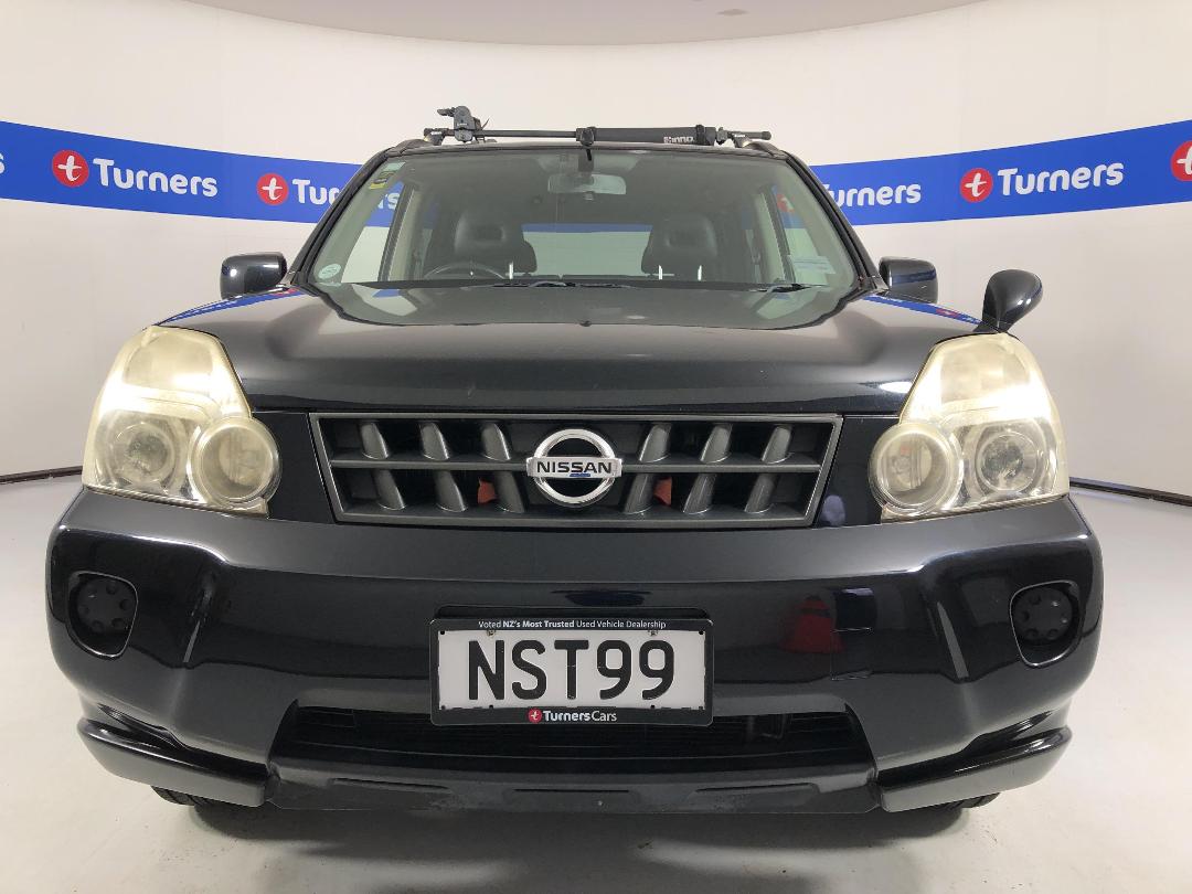 Photo '2' of Nissan X-Trail