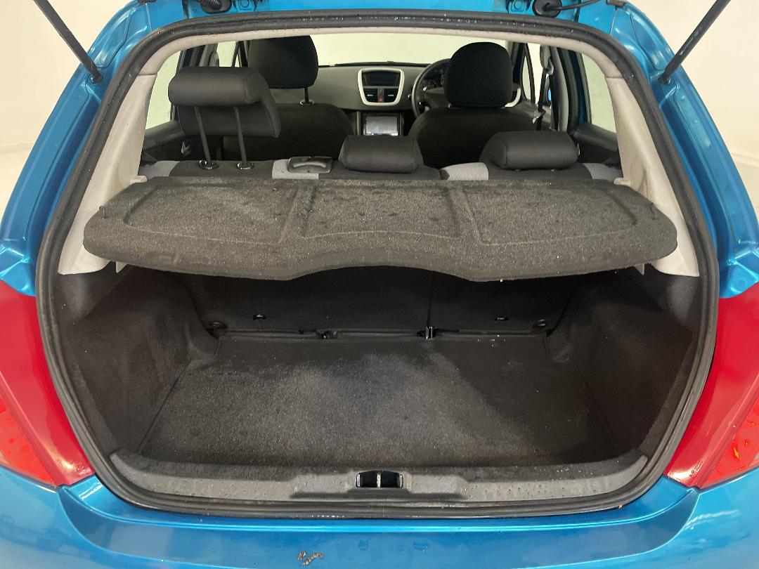 Photo '14' of Peugeot 207 Photo '14' of Peugeot 207