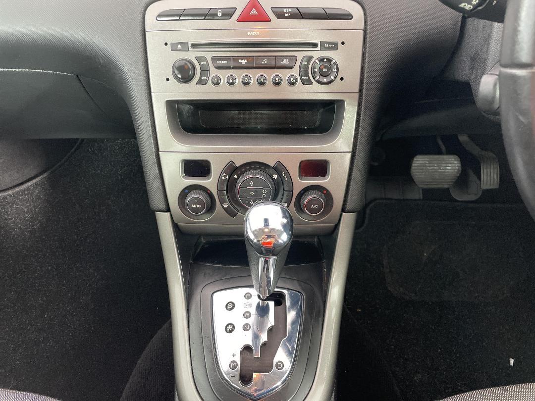 Photo '18' of Peugeot 308