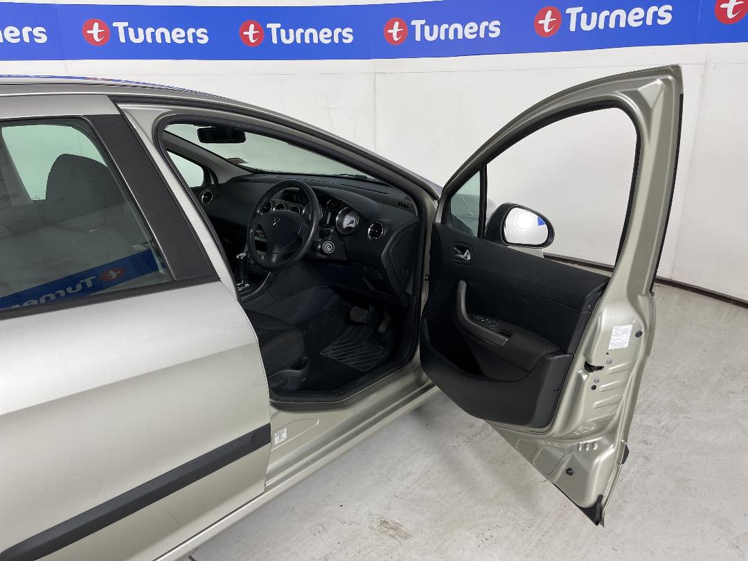 Photo '15' of Peugeot 308