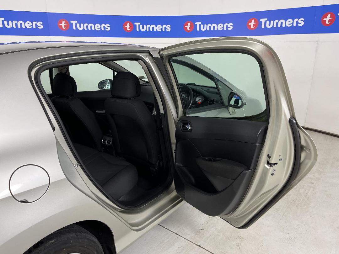 Photo '19' of Peugeot 308