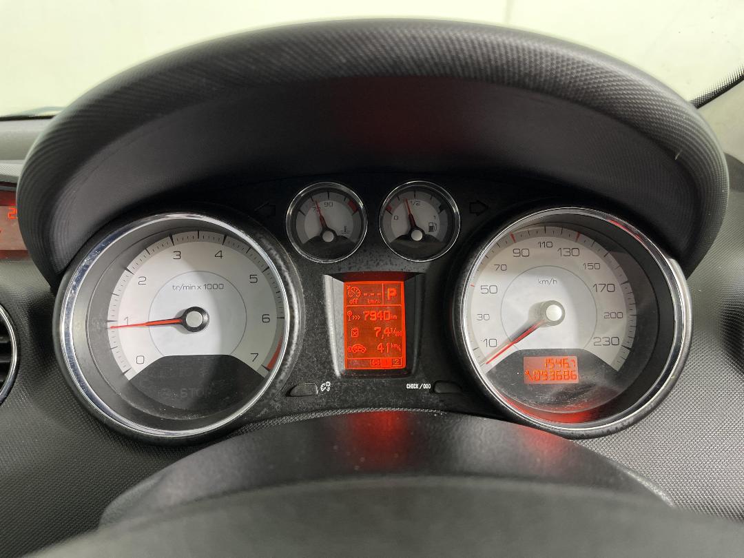 Photo '21' of Peugeot 308