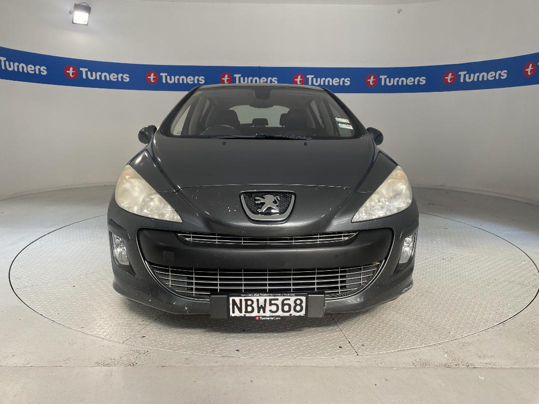 Photo '2' of Peugeot 308 Photo '2' of Peugeot 308