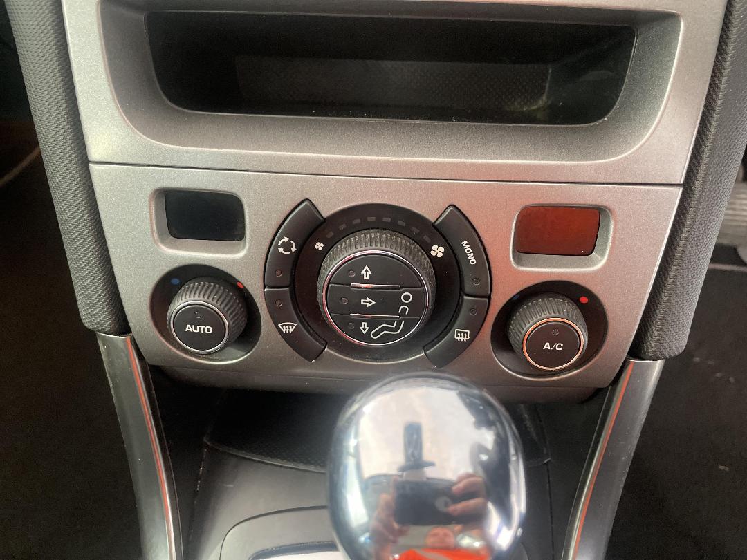 Photo '28' of Peugeot 308 Photo '28' of Peugeot 308