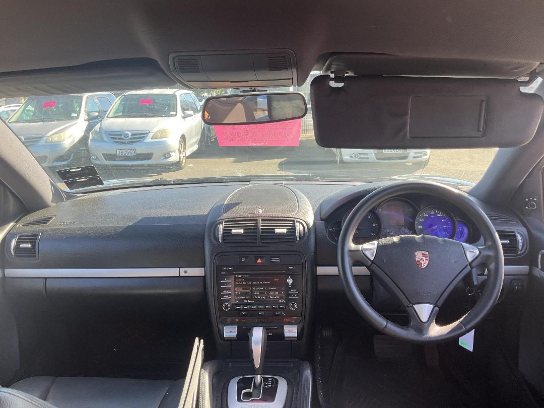 Photo '10' of Porsche Cayenne Tiptronic S D