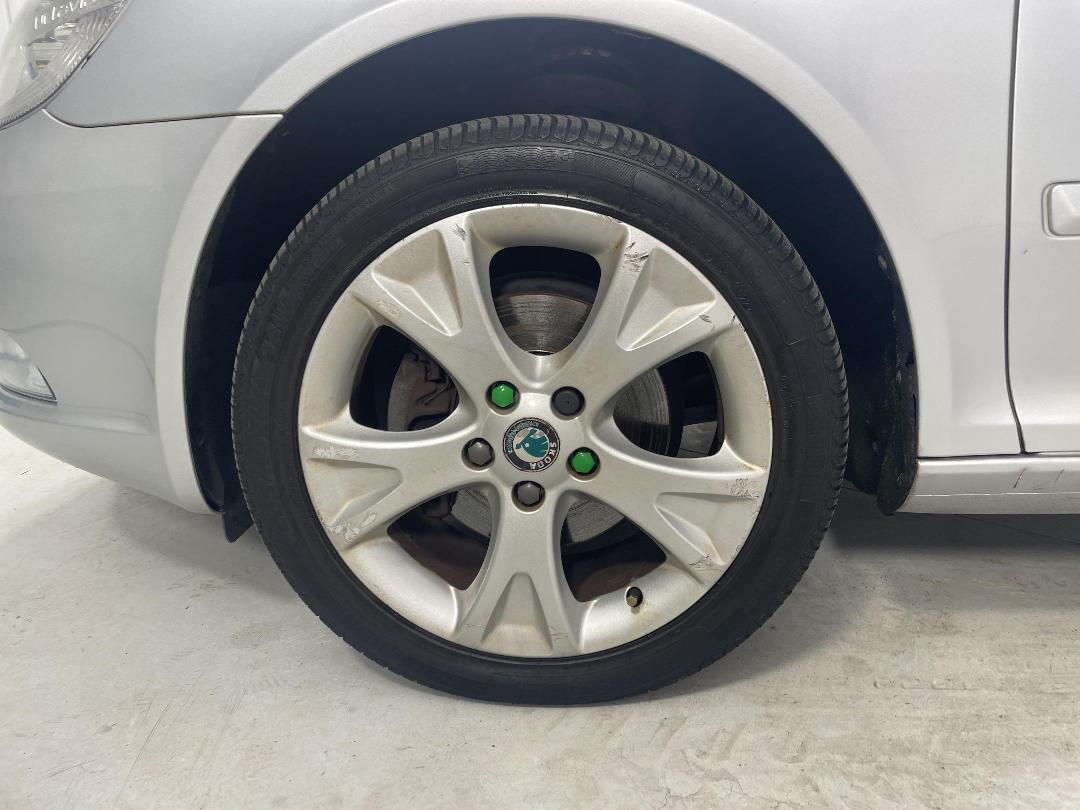 Photo '10' of Skoda Octavia Photo '10' of Skoda Octavia