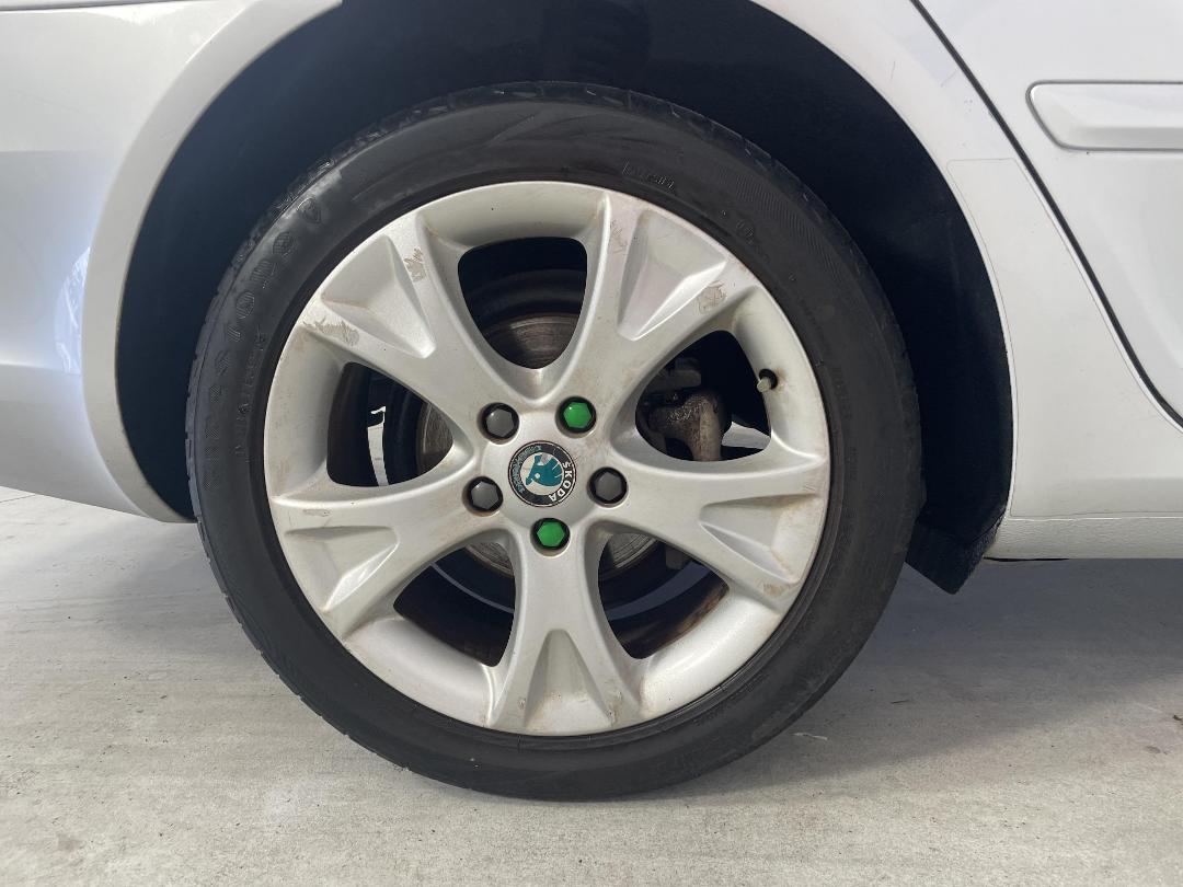 Photo '12' of Skoda Octavia Photo '12' of Skoda Octavia