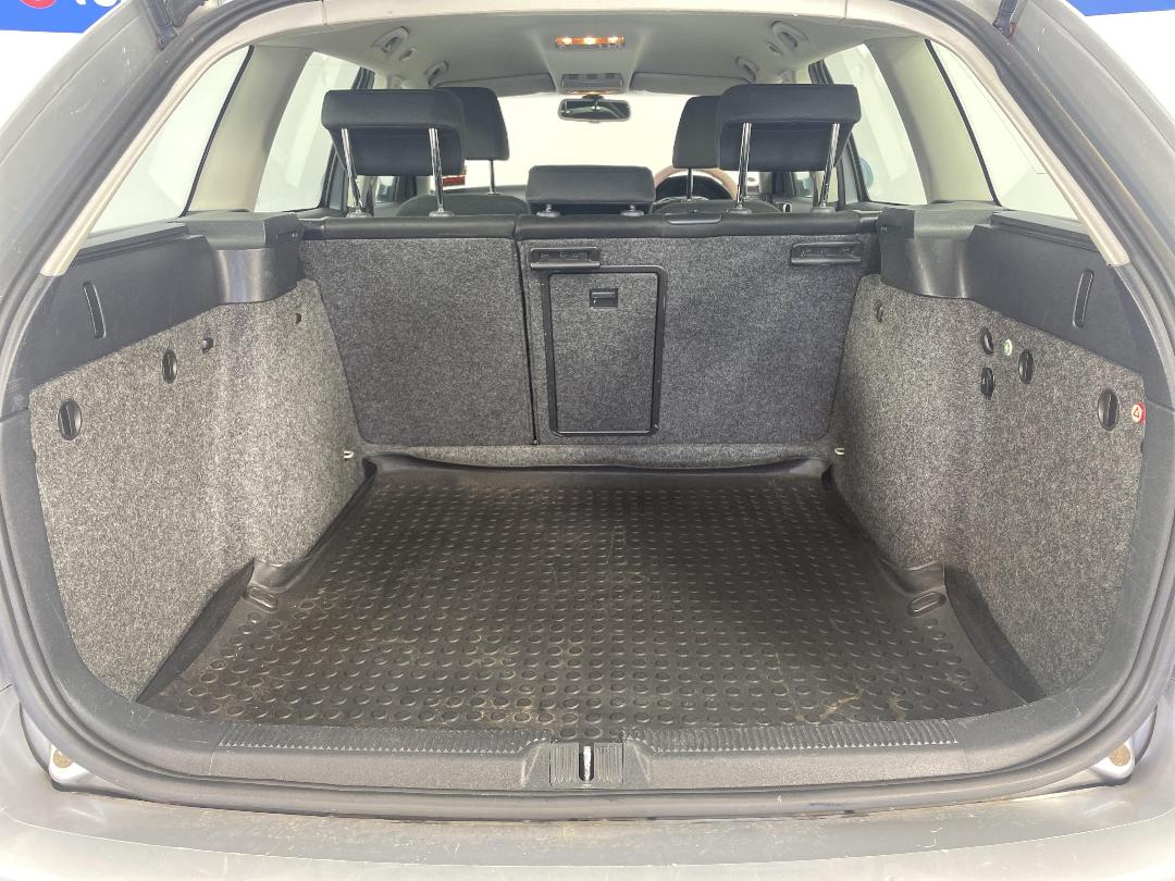 Photo '14' of Skoda Octavia Photo '14' of Skoda Octavia