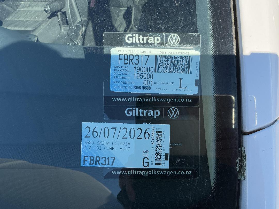 Photo '24' of Skoda Octavia