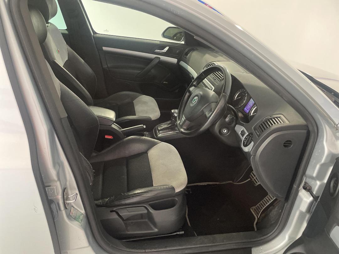 Photo '16' of Skoda Octavia