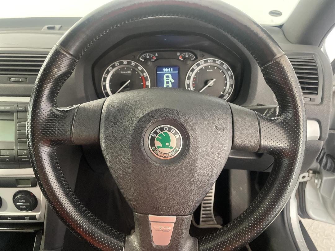 Photo '26' of Skoda Octavia