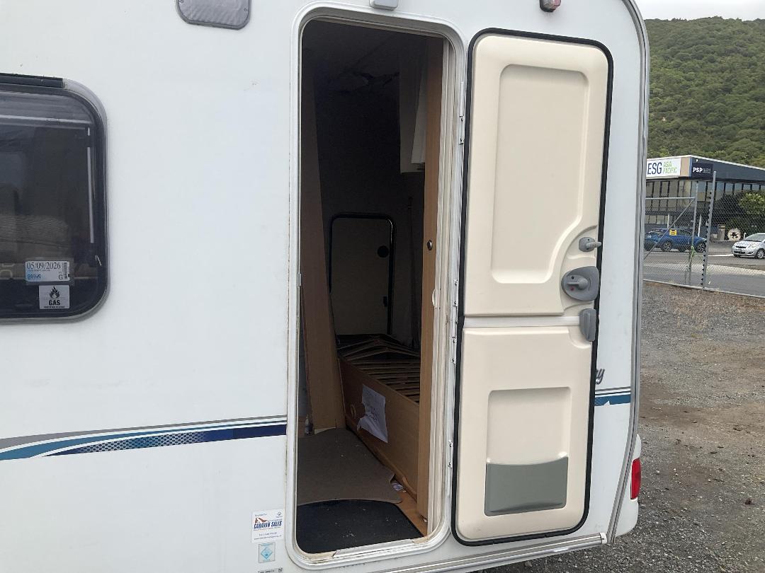 Photo '16' of SPRITE MAJOR Caravan - Single