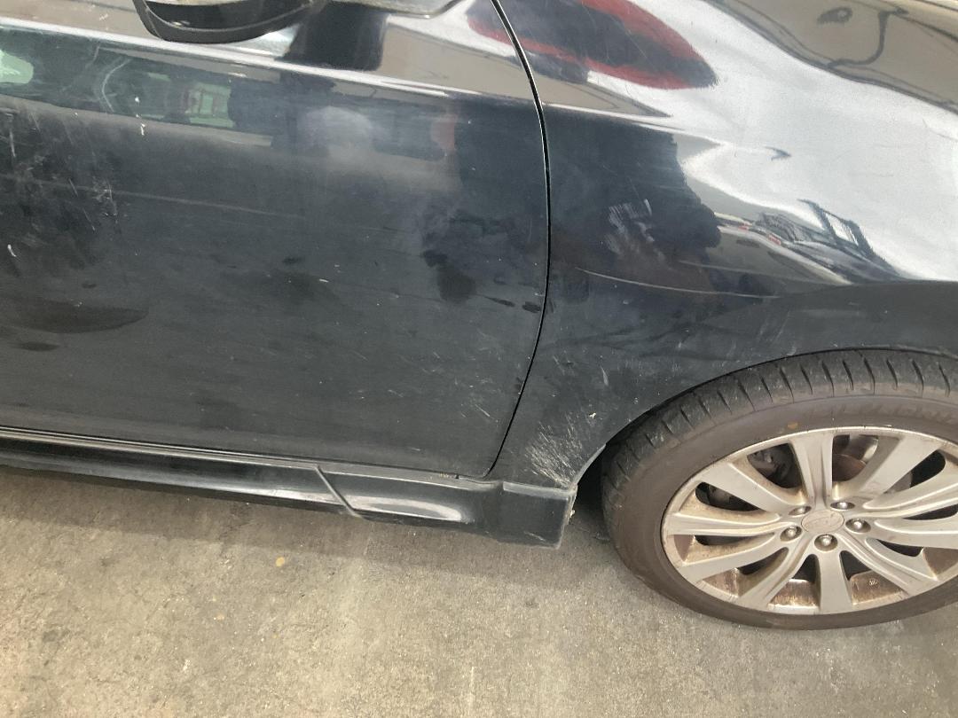 Photo '3' of Subaru Exiga Photo '3' of Subaru Exiga