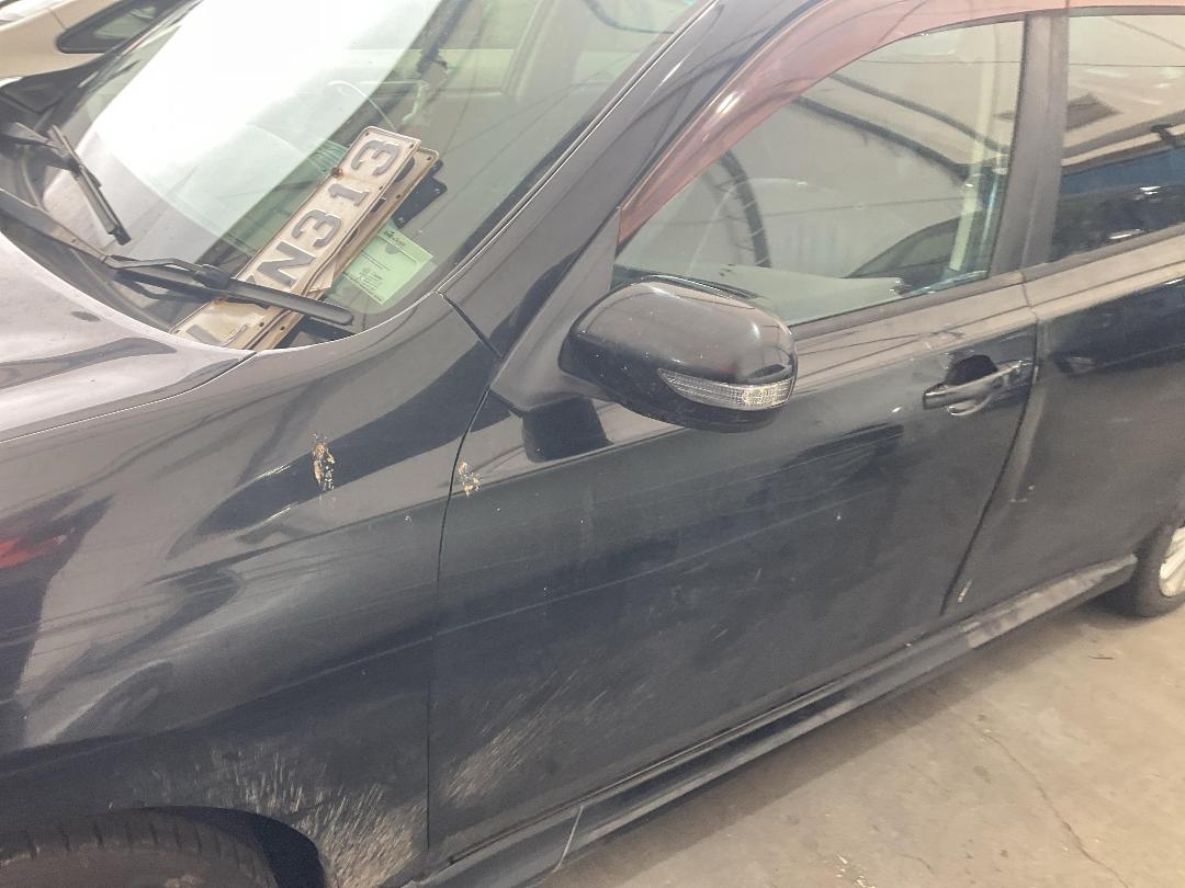 Photo '10' of Subaru Exiga Photo '10' of Subaru Exiga