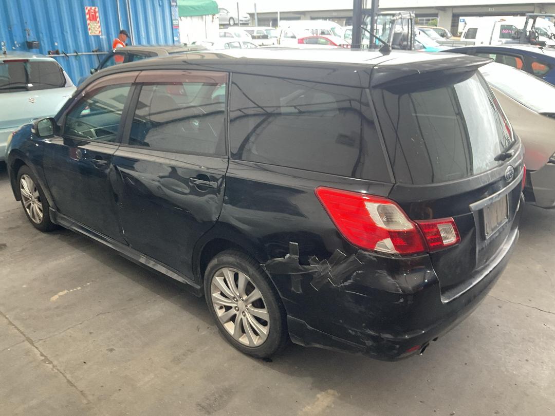 Photo '13' of Subaru Exiga Photo '13' of Subaru Exiga