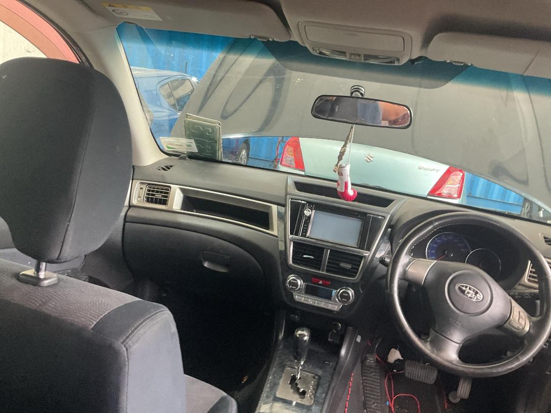 Photo '27' of Subaru Exiga Photo '27' of Subaru Exiga