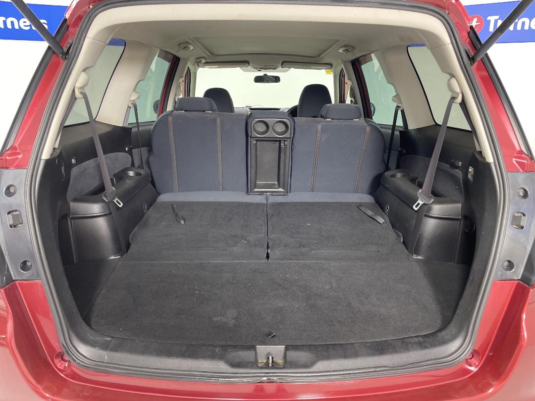 Photo '14' of Subaru Exiga Photo '14' of Subaru Exiga