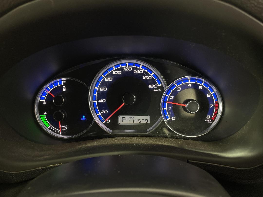 Photo '21' of Subaru Exiga Photo '21' of Subaru Exiga