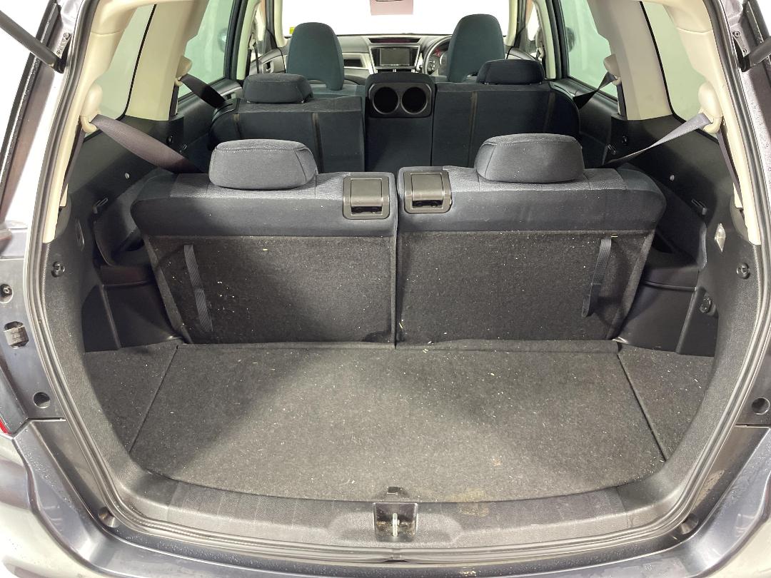 Photo '12' of Subaru Exiga