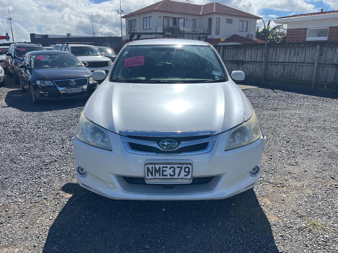 Photo '2' of Subaru Exiga